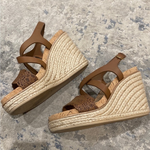 Ferragamo wedge - Picture 3 of 4